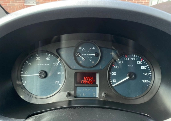 Citroen Berlingo cena 23900 przebieg: 179405, rok produkcji 2010 z Lubaczów małe 137